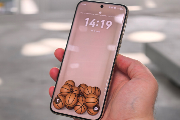 HUAWEI Pura 80 Ultra: тяжелый и странный смартфон с отличными камерами 