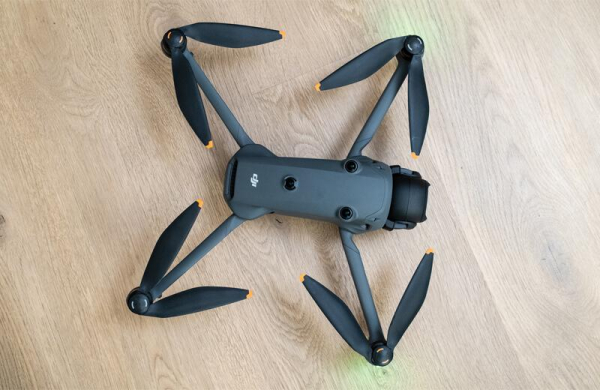 Обзор DJI Mavic 4 Pro: нового эталона среди квадрокоптеров со съёмкой 6K-видео Обзор DJI Mavic 4 Pro: нового эталона среди квадрокоптеров со съёмкой 6K-видео