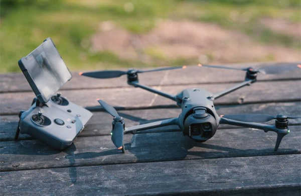 Обзор DJI Mavic 4 Pro: нового эталона среди квадрокоптеров со съёмкой 6K-видео Обзор DJI Mavic 4 Pro: нового эталона среди квадрокоптеров со съёмкой 6K-видео