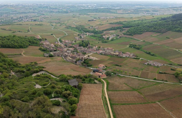 Обзор DJI Mavic 4 Pro: нового эталона среди квадрокоптеров со съёмкой 6K-видео Обзор DJI Mavic 4 Pro: нового эталона среди квадрокоптеров со съёмкой 6K-видео