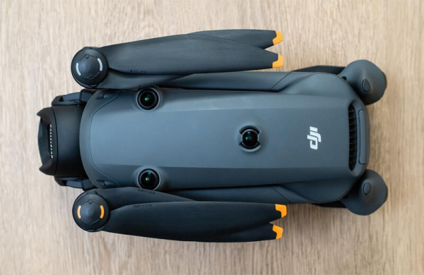 Обзор DJI Mavic 4 Pro: нового эталона среди квадрокоптеров со съёмкой 6K-видео Обзор DJI Mavic 4 Pro: нового эталона среди квадрокоптеров со съёмкой 6K-видео