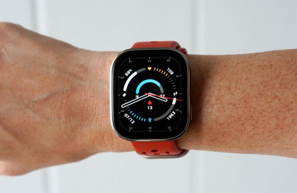 Обзор Amazfit Bip 6: недорогих умных часов с огромным AMOLED-экраном Обзор Amazfit Bip 6: недорогих умных часов с огромным AMOLED-экраном